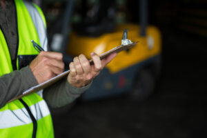 Lire la suite à propos de l’article Location d’engins de chantier : conseils pour une prise en main sécurisée et effica