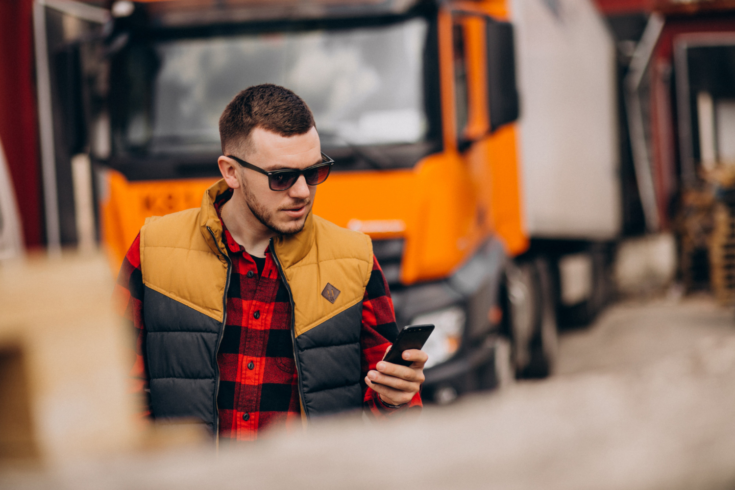 You are currently viewing Location d’engins de chantier : comment optimiser le retour sur investissement sur les projets courts ?